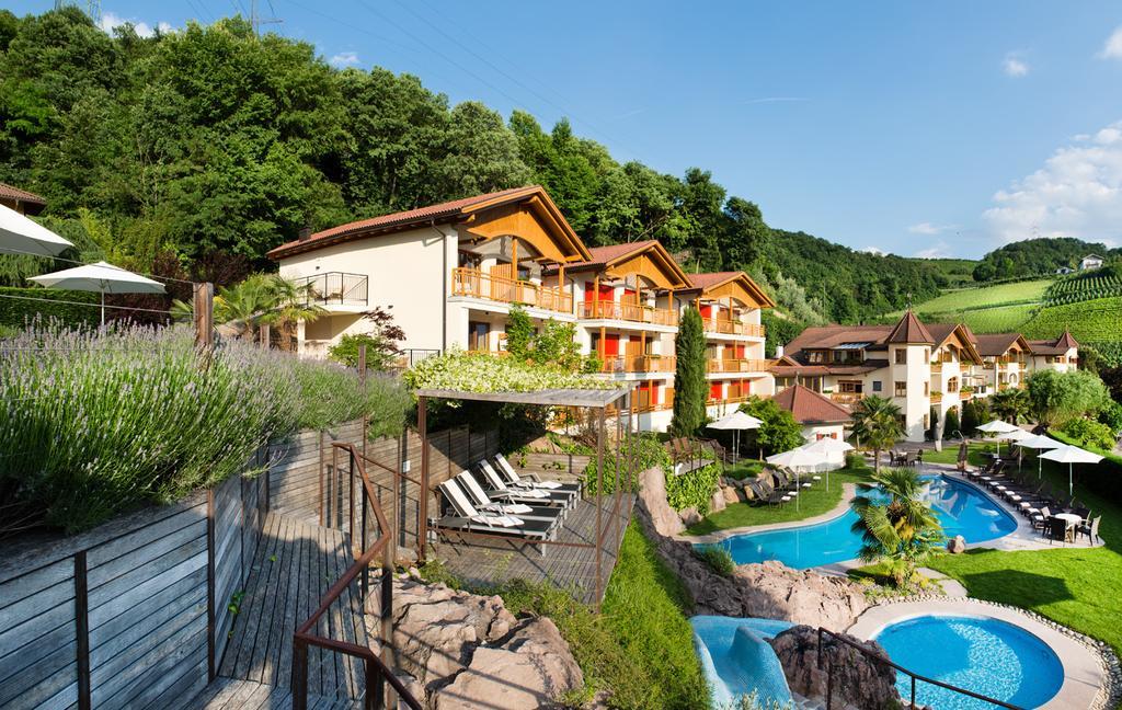 Hotel Spitaler Eppan an der Weinstraße Buitenkant foto
